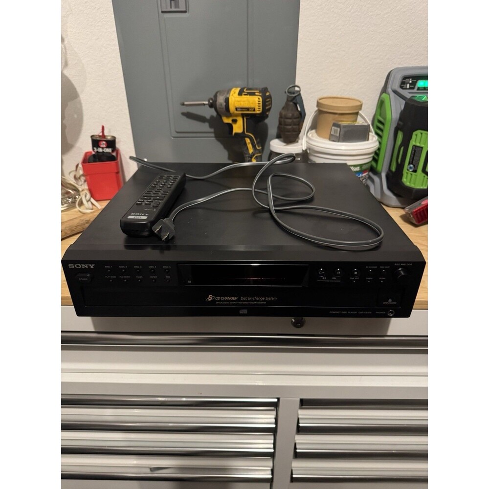 Sony CDP-C265 5 CD Compact Disc Changer Player Tested Not Working With Remote